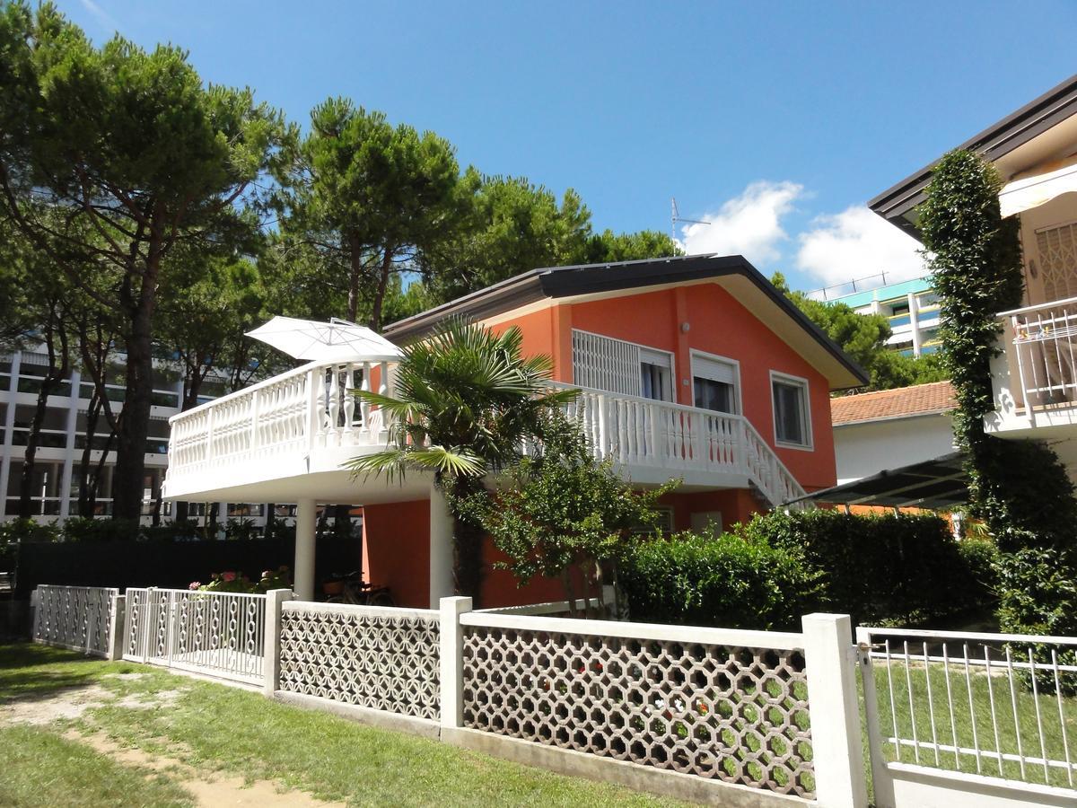 Villa Auriga Bibione Exterior photo